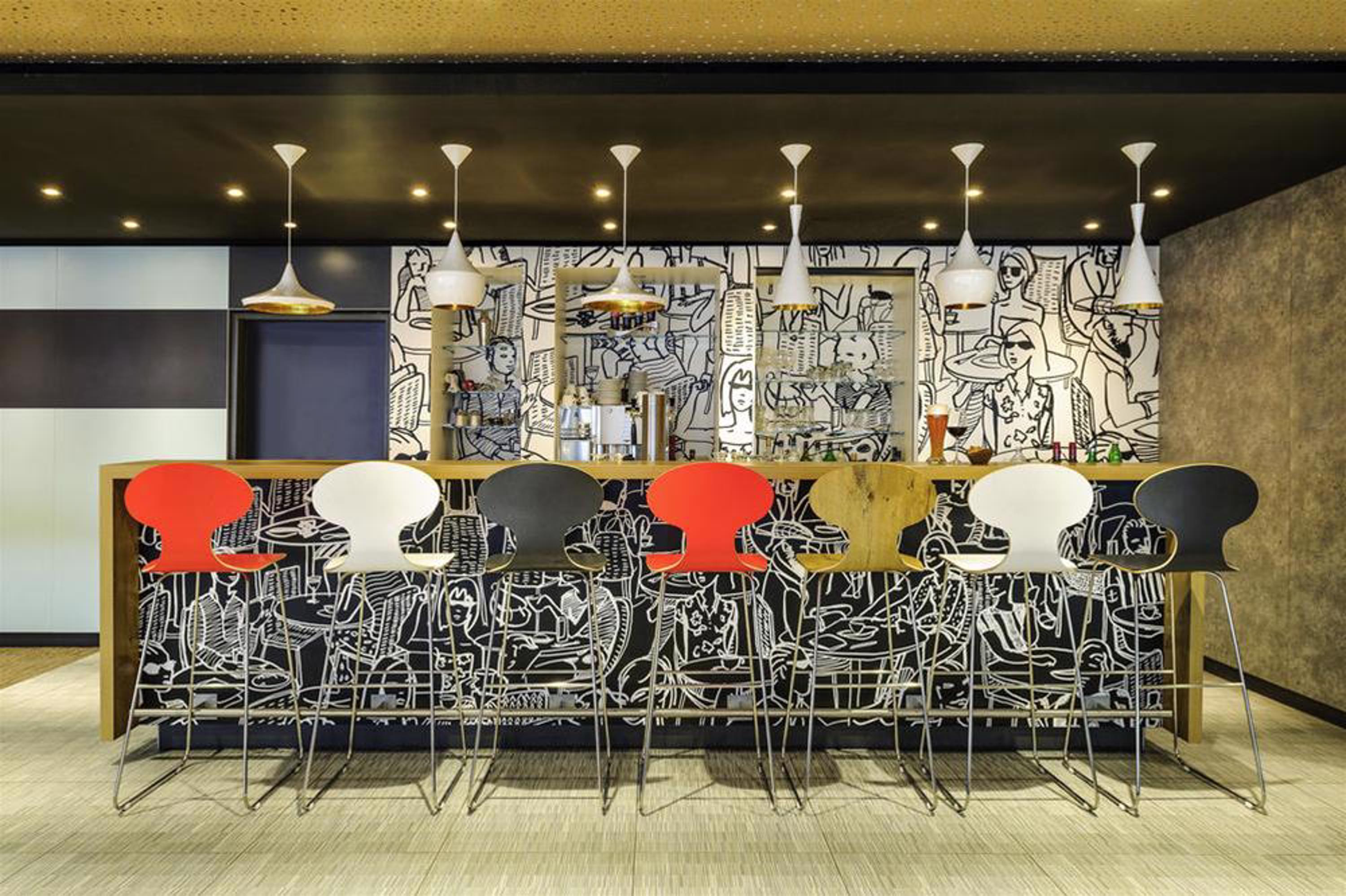 Ibis Paris Porte De Clichy Centre Екстериор снимка