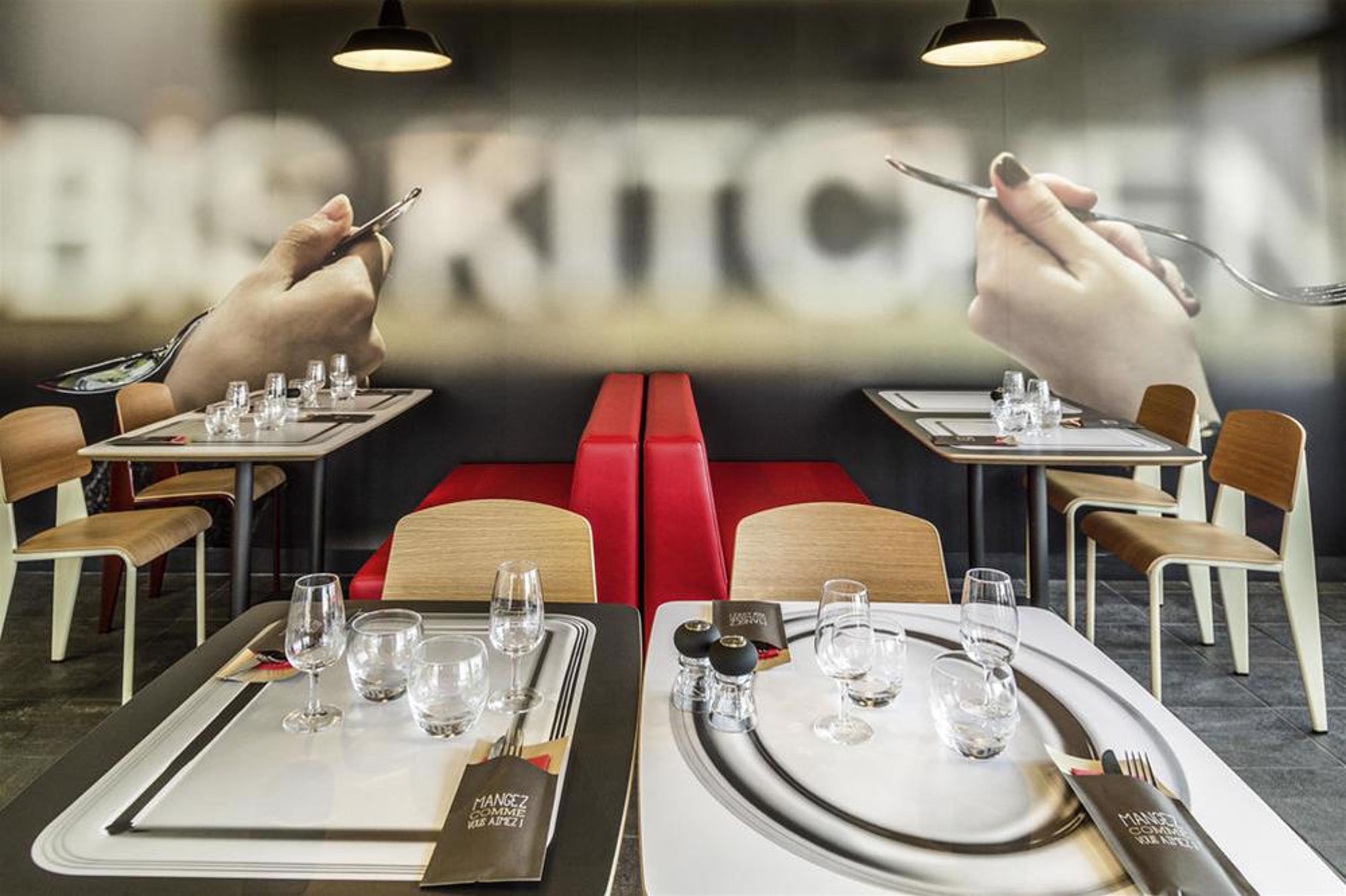 Ibis Paris Porte De Clichy Centre Екстериор снимка
